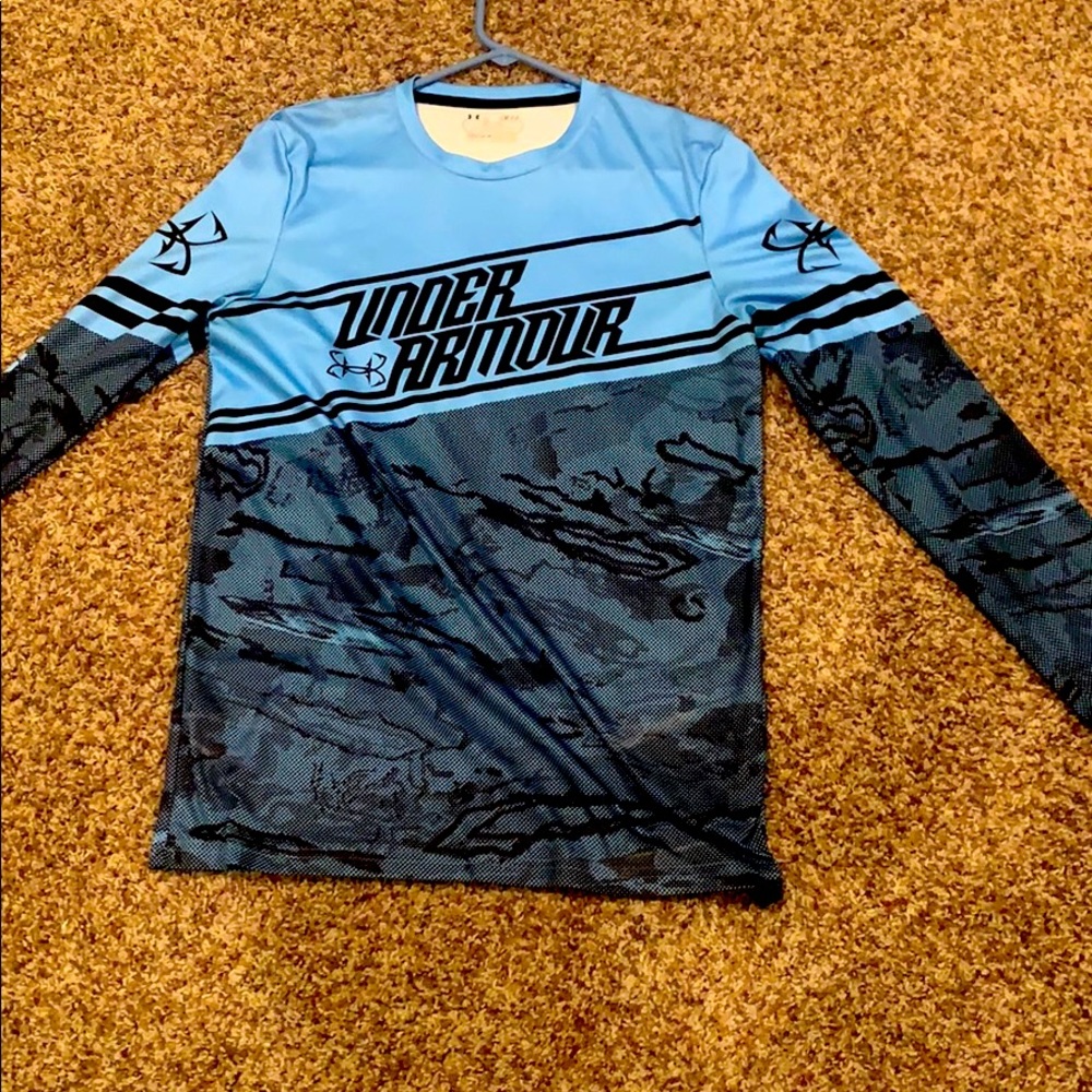 This is an under armour fishing shirt